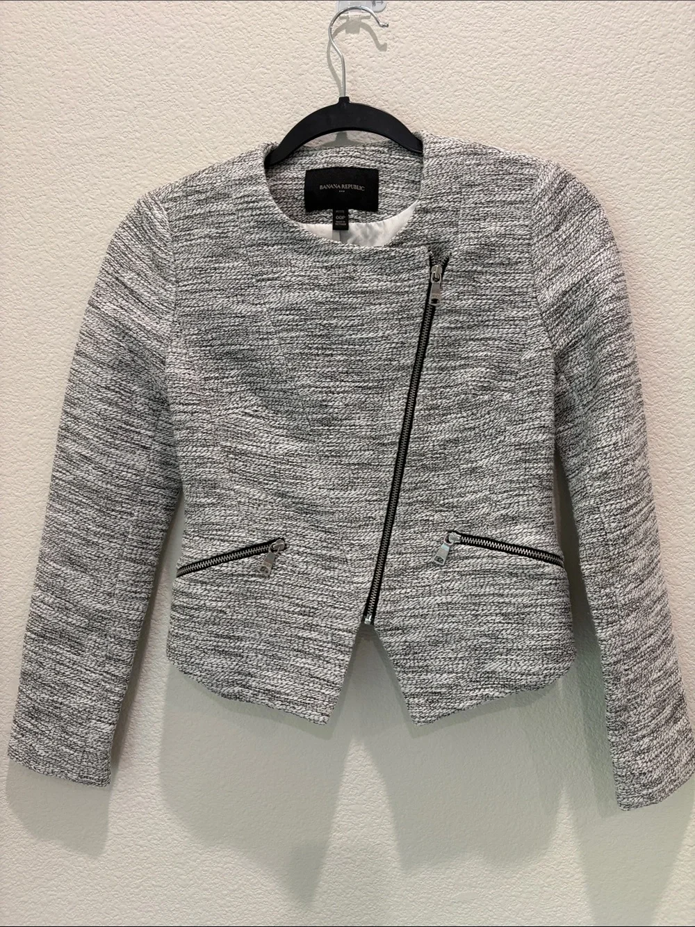 Banana Republic Gray Asymmetric Zip Tweed Blazer